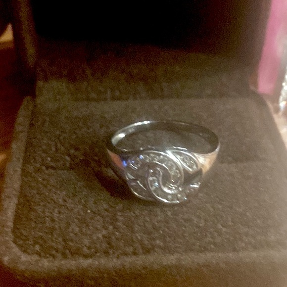 14k White Gold Vintage “Chanel” Ring - Picture 1 of 4